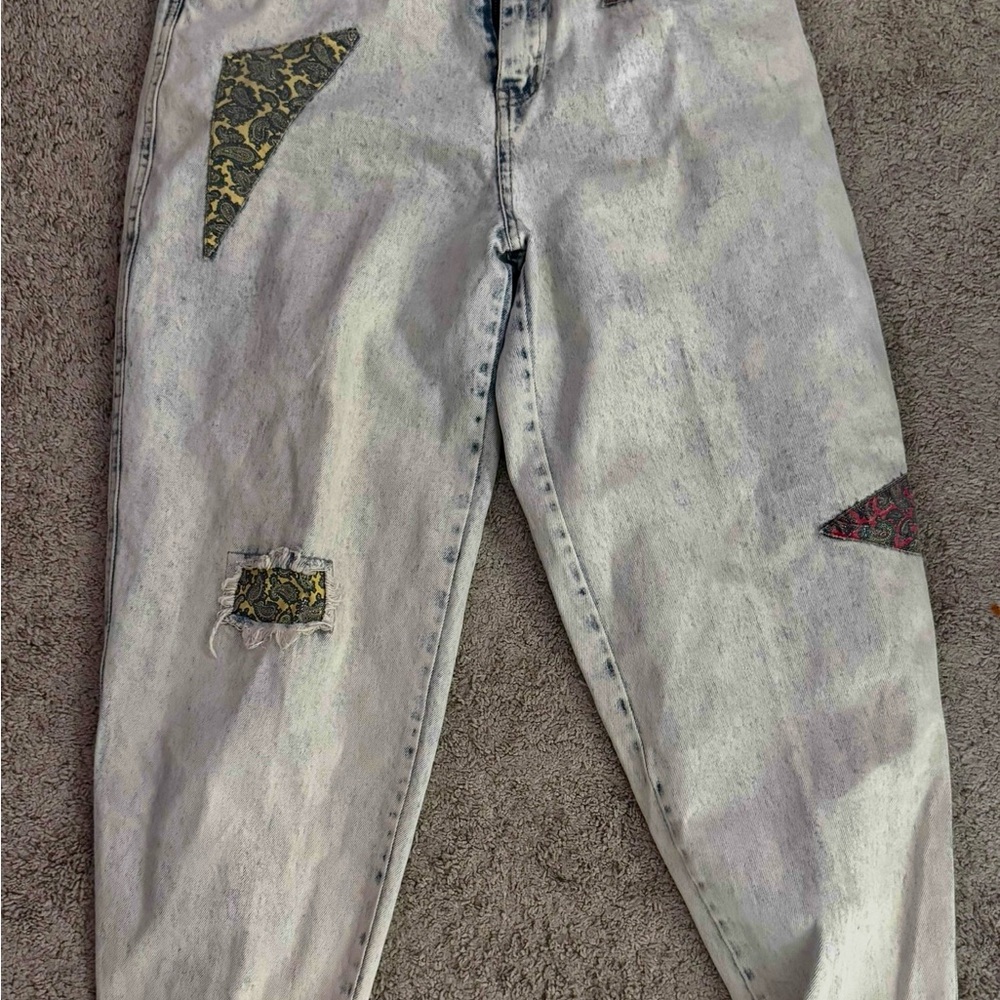 Zana Di Light Gray Flare Jeans with Patterned Accents